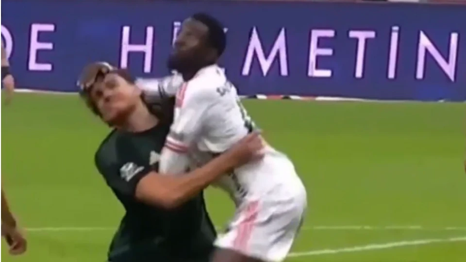 Beşiktaş - Kocaelispor maçından bir tartışmalı pozisyon daha: Bu sefer Körfez ekibinden paylaşımlı yanıt!