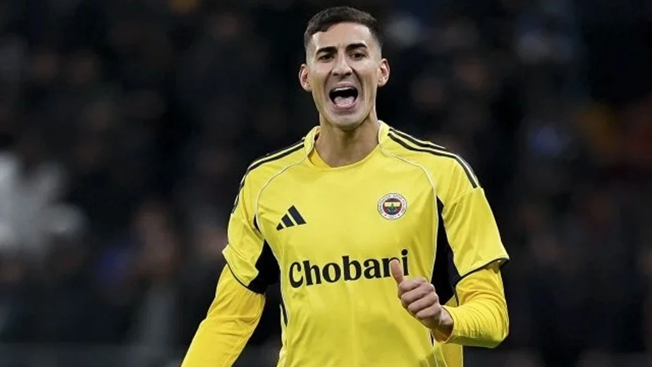 Fenerbahçe'de Mert Müldür'den kötü haber!