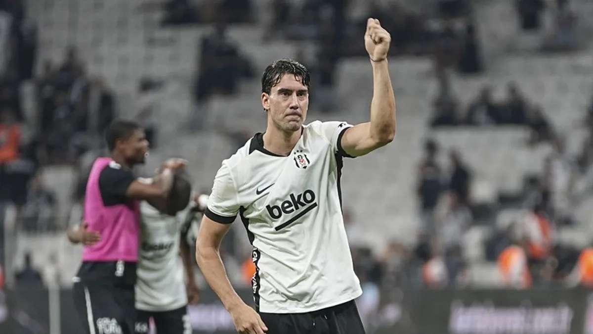 Beşiktaş’ta Vlahovic Siftah Yaptı Melo Transferinde Flaş Gelişme