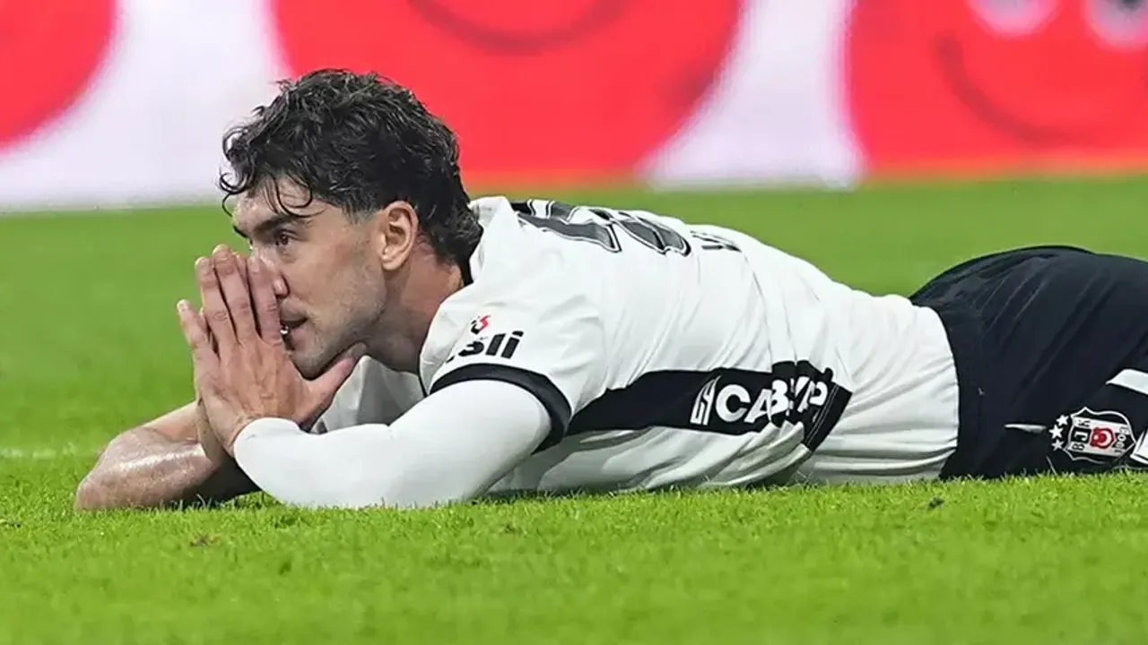 Beşiktaş'ta Vlahovic şoku: Kadrodan çıkarıldı