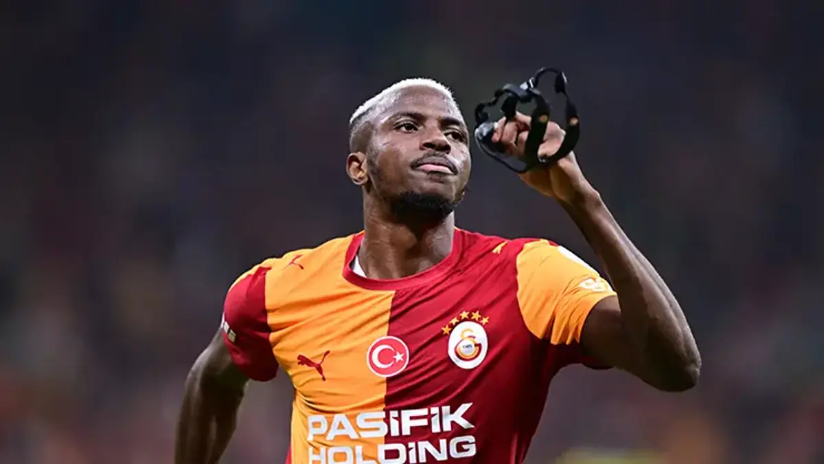 Victor Osimhen Fenerbahçe'nin kabusu oldu