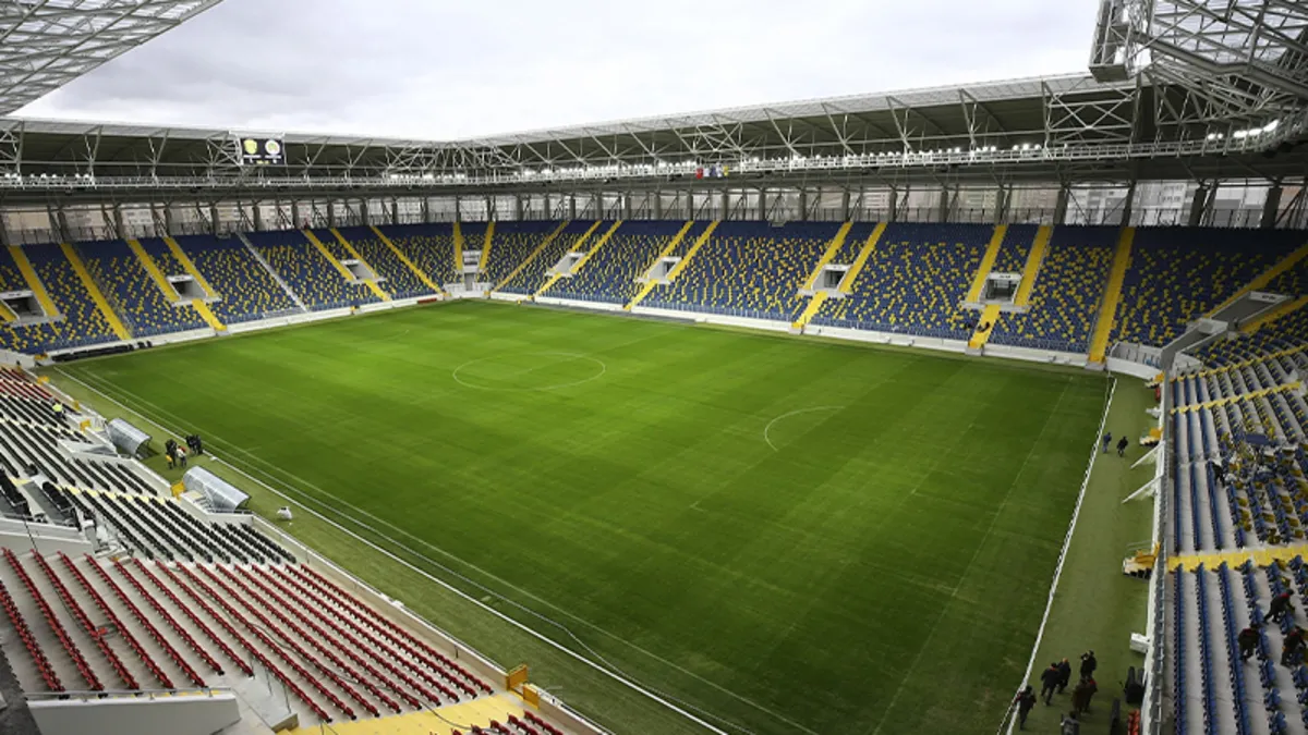 Süper Lig’in en büyük stadı belli oldu! 18 farklı stadyumun kapasiteleri ortaya çıktı