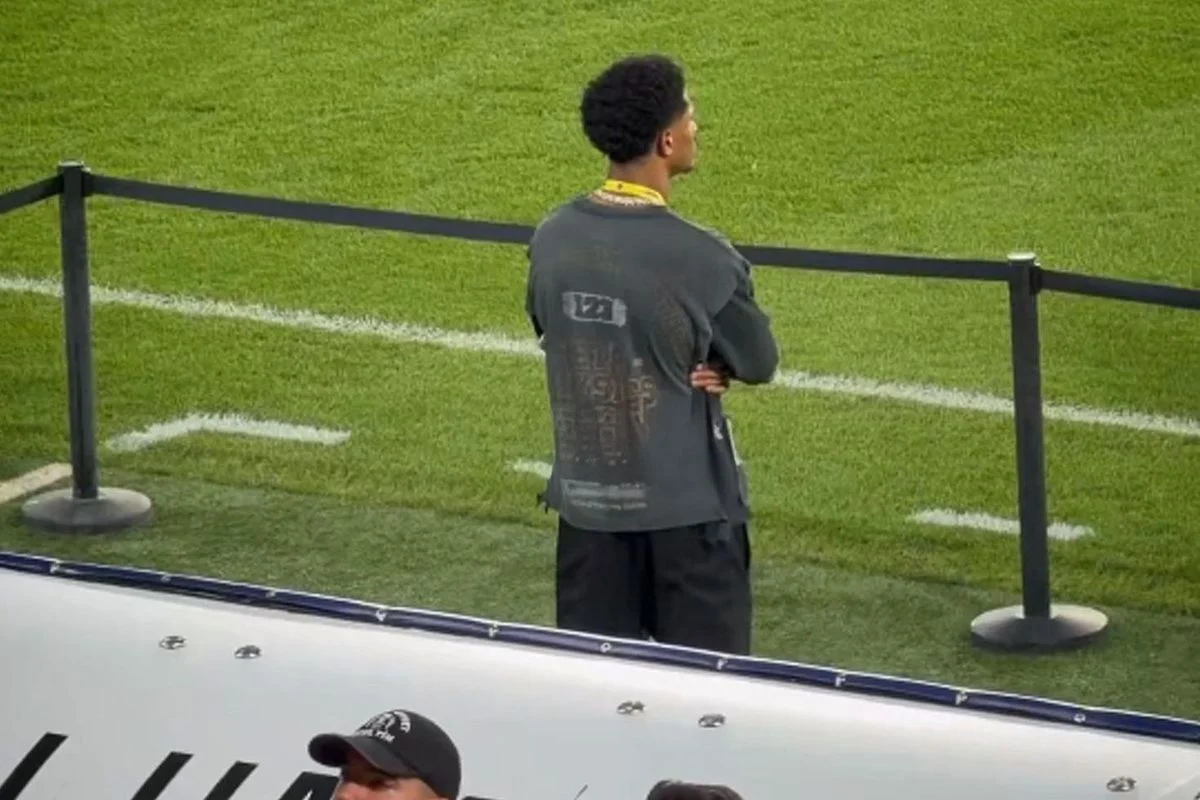 Jayden Oosterwolde, Fenerbahçe tribünlerini son kez izledi